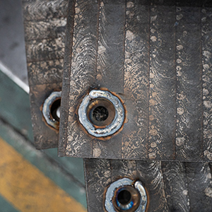 Bimetallic CCO clad composite overlay