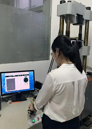 Apparecchiature di prova Testing equipment