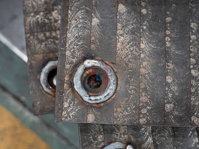 overlay welding process steel sheet