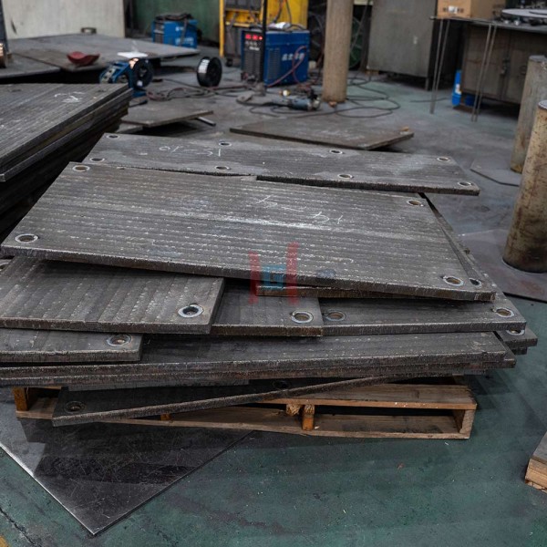 chromium carbide are overlay welded