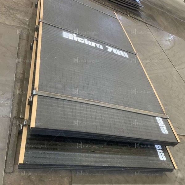 Chromium Carbide Overlay Plate( 2-50mm Overlayer Thickness )